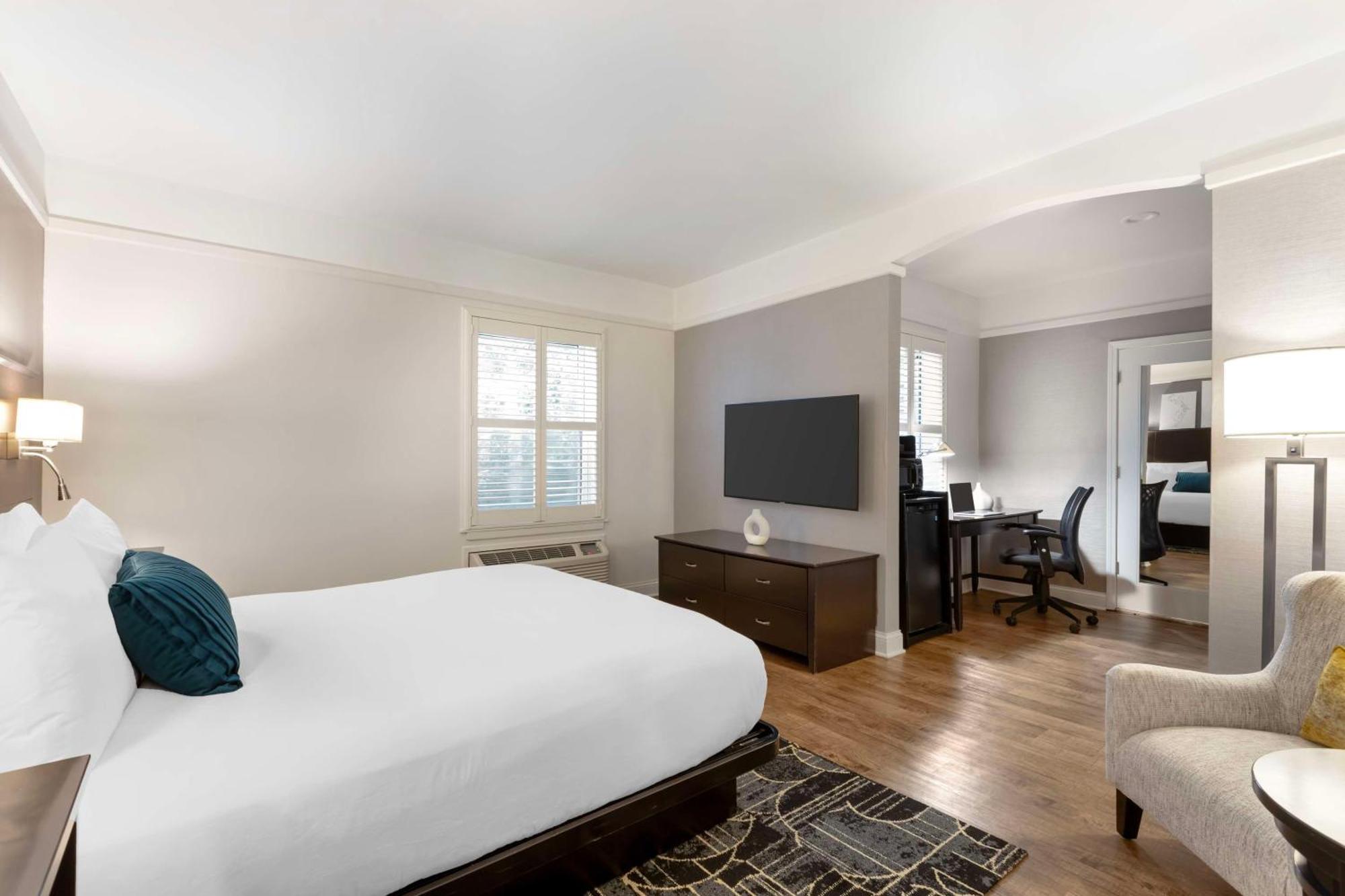 Best Western Plus Hawthorne Terrace Hotel Chicago Exterior foto